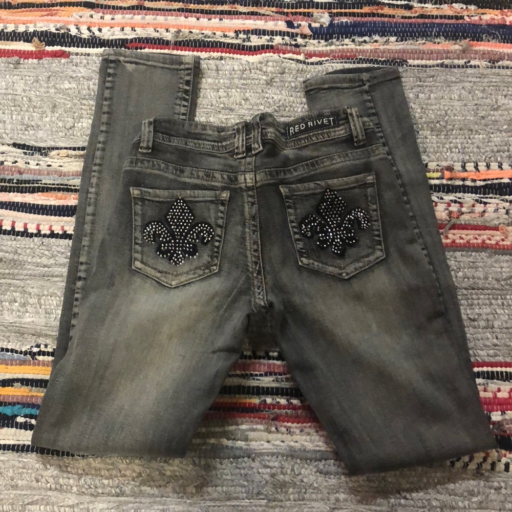 Bundle 3 for $10 Red Rivet faded jeans